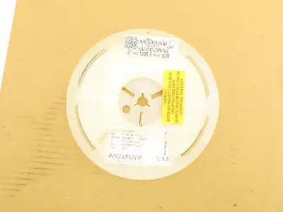 Yageo RC1206FR-0782RL Chip Resistor Tape And Reel 82 Ohms ± 1% 1/4W 5000 Pcs