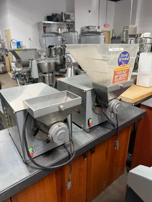 Used _UNKNOWN_ PN2 Grinders / Shredders - Food Michigan US | Grocery Equipment Sales #1265457