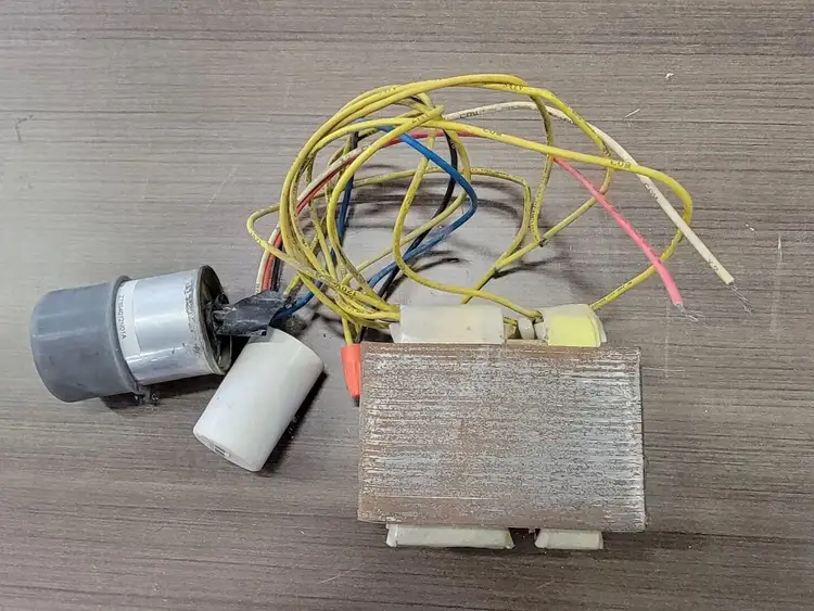 Used FUSION FB150HPSTRI Misc Electrical & Power Parts British Columbia CA | Lenmark #250189