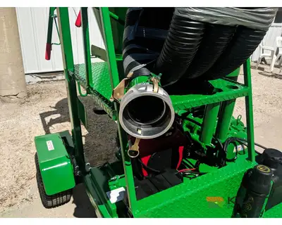 Used CHRISTIANSON _UNKNOWN_ Sweeper/Vacuum Iowa US | Keast Enterprises #1360110