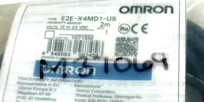 NEW OMRON E2E-X4MD1-US 2M PROXIMITY SENSOR 12 TO 24VDC E2EX4MD1US