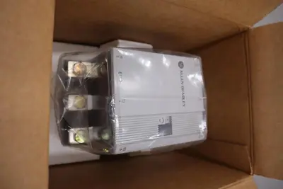 ALLEN BRADLEY 100-B180ND3 SER. B 110/120V 180A NEW IN BOX STOCK H101