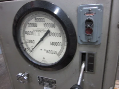 Applied Research Laboratories Briquetting Lab Press