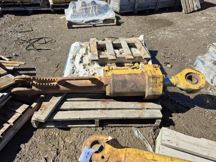 Used CATERPILLAR 232-0652 Parts British Columbia CA | Lenmark #836822