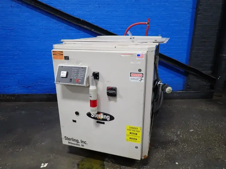 Used STERLING, INC. SMCW5 Chillers | HGR 24 #735960