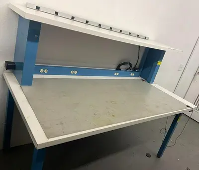 WORKBENCH WITH ANIT STATIC WORK STATION BY 3M