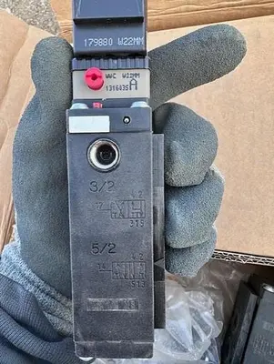 Burkert Solenoid Valve PN 433788