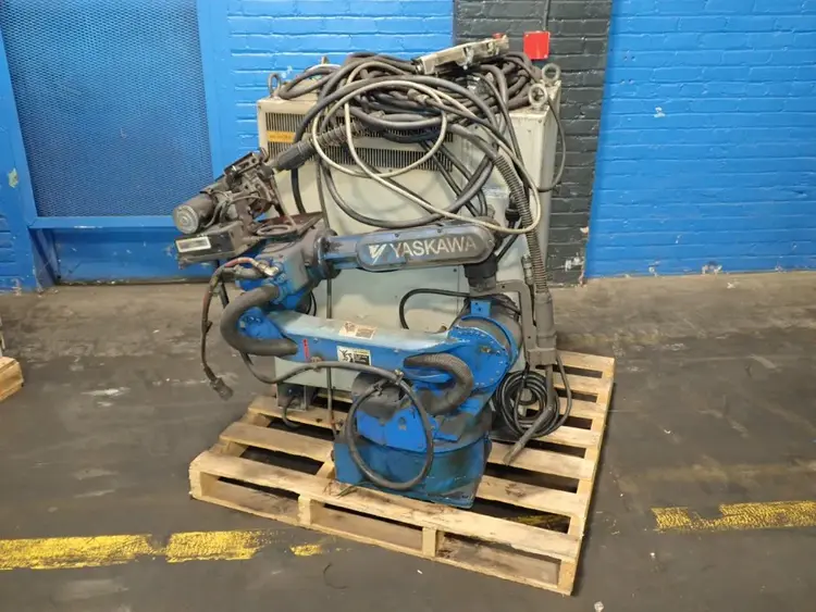 Used 2013 YASKAWA MOTOMAN MH6 Robots Ohio US | HGR 24 #916376