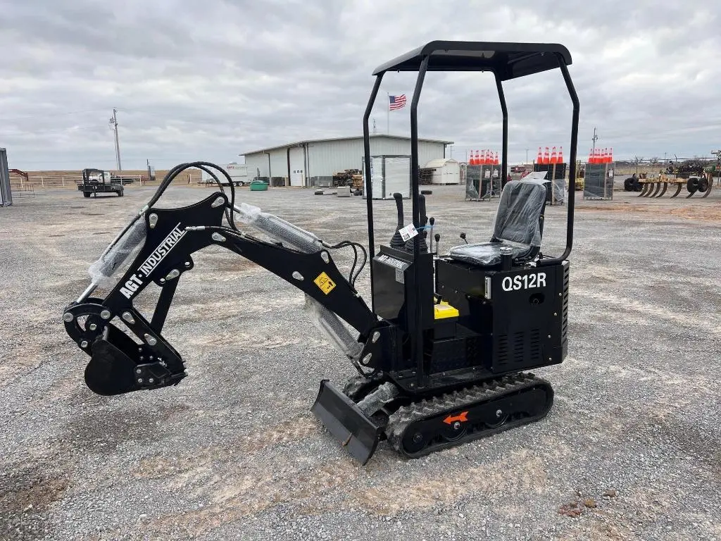USED 2023 AGT QS12R