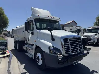 Used 2018 FREIGHTLINER CASCADIA 125 Conventional trucks California US | Commerce Truck Equipment Sales #1548310