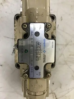 USED VICKERS DG4V-3-6C-PL-T-10-JA-S310