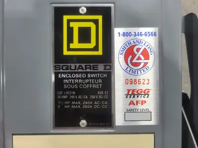 USED SQUARE D CH221N