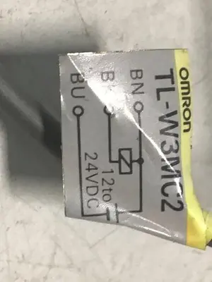 USED OMRON TL-W3MC2
