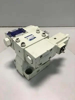 USED YUKEN DSG-01-2B2-D24-N1-50252