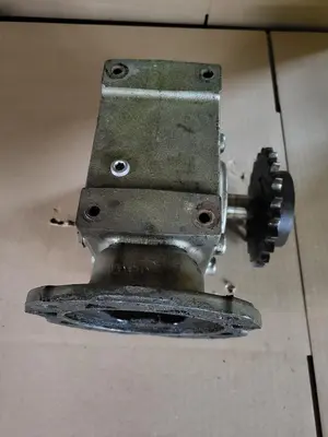 Used TIGEAR 2 TIGEAR-2 RIGHT ANGLE WORM GEAR REDUCER 20QZ50R56 RATIO 50:1 Speed Reducers | ND Industrial Surplus #1225379