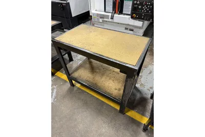 Used _UNKNOWN_ _UNKNOWN_ Work Benches Utah US | KD Auctions #1553842