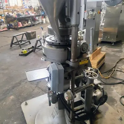 Manesty B3b tablet press