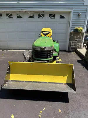 Used JOHN DEERE X738 Sub-Compact & Compact Tractors Pennsylvania US | Trustworthy Equipment #1403642