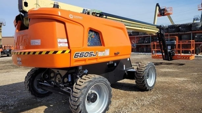 USED 2023 JLG 660SJ