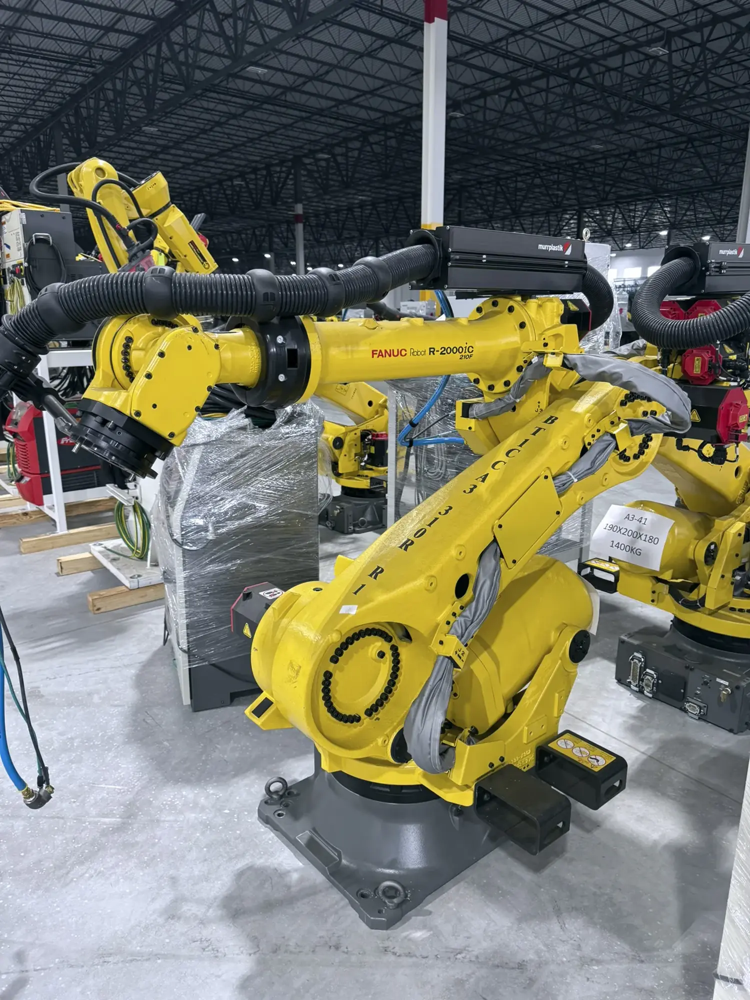 USED 2023 FANUC R-2000IC/210F