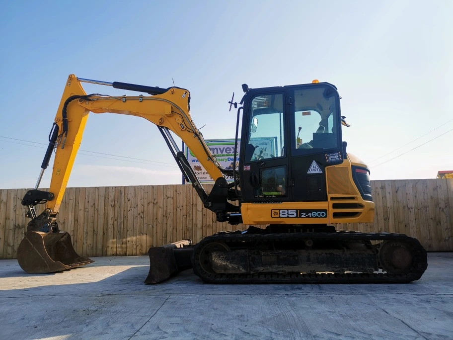 USED 2019 JCB 85Z-1