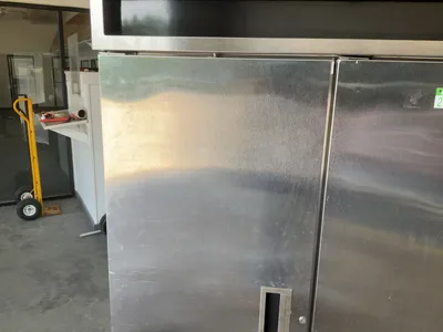 USED DELFIELD UPRIGHT FREEZER