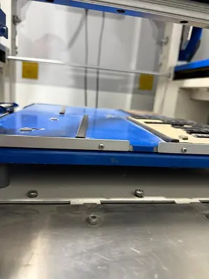 USED 2000 LCM DVC PICK-AND-PLACE MACHINE