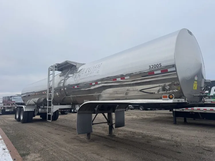 Used 2020 POLAR MILK TANKER Liquid Supply Trailers Minnesota US | Carco Truck & Equipment #1514237