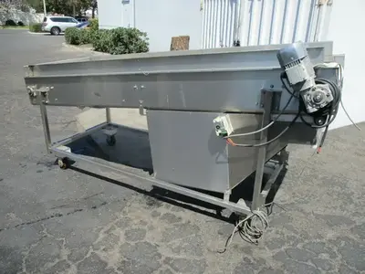Stainless Steel Washdown Conveyor W/ Plastic Belt and Heater, Plastic Belt damaged and may need to be replaced