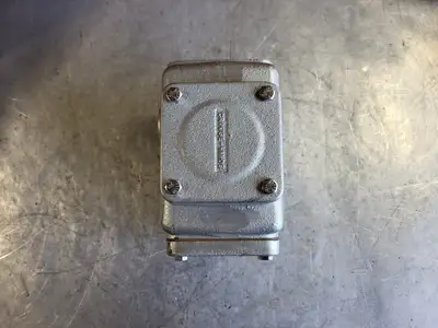 New | in-Stock CROUSE-HINDS AFU03330 Switchgears British Columbia CA | Lenmark #242025