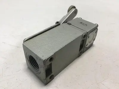 USED TELEMECANIQUE C2JK05