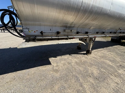 Used 2014 HENSLEY BULK FEED TRAILER Agricultural Trailers Michigan US | Miedema Asset Management Group #1709530