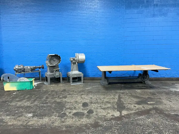 Used WYSONG & MILES 171 Woodworking Stroke Sanders Ohio US | HGR 24 #1266699