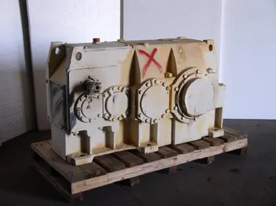 48 HP @ 1,750 RPM 581.7:1 BROOKS HANSEN Model QHPJ4RLK560 Parallel Power Transmission Gear Reducer; S/N 99-R05A2685