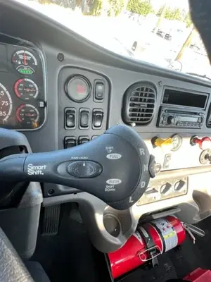 Used 2014 FREIGHTLINER M2112 Cab Chassis trucks Washington US | Puget Sound Truck Sales #1546538