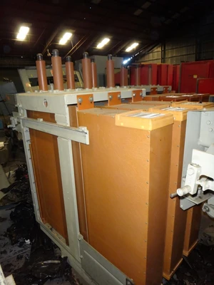 General Electric AM-13.8-1000-4H Magne Blast Circuit Breakers