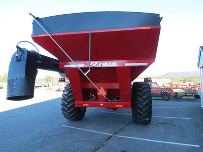 New | in-Stock 2024 E-Z TRAIL 1020 Grain Carts Pennsylvania US | Zimmerman Farm Service #1541603