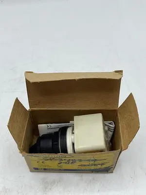 New | in-Stock SQUARE D 9001SK11J35G Misc Electrical & Power Parts | ND Industrial Surplus #1216330