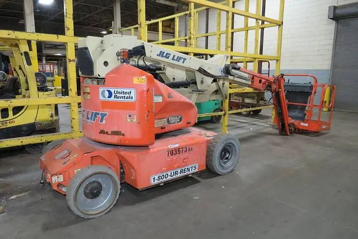 Used 2007 JLG E400A-JPN Articulating Boom Lifts Pennsylvania US | Global Equipment International, LLC #775200