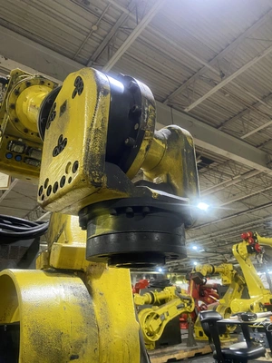 USED FANUC R-2000iA/200F + RJ3iB