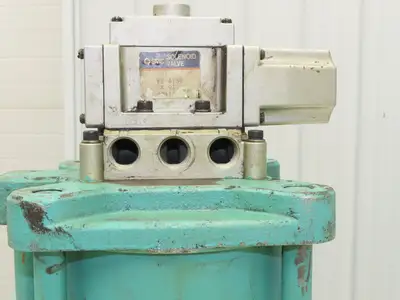 Used DG _UNKNOWN_ Pneumatic Cylinders | Arrow Industrial #612546