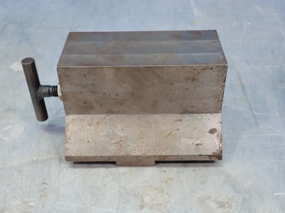 Machinist V-block
