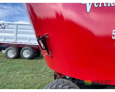 Used CLOVERDALE _UNKNOWN_ Feeder Wagons Iowa US | Keast Enterprises #1360098