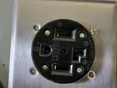 30A 125/250V Flush Mount Receptacle