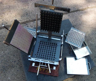 USED CAPSULE FILLER CAPSULE FILLER