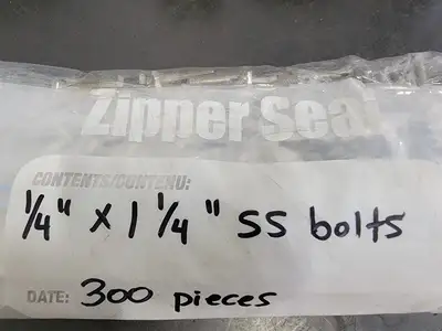 THE 1/4" x 1-1/4" F593C Stainless Steel Hex Bolt (Bag of 300)