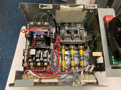 Used ALLEN BRADLEY 2112B-BAB-6P-17-24R-41-111 U Starters | Surplus Asset Holdings #1204434