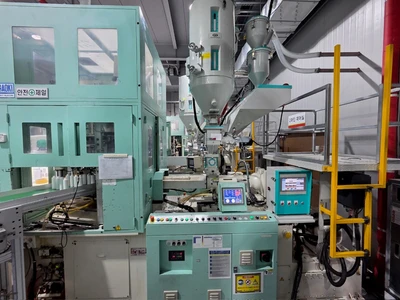 Used 2012 AOKI AOKI SBIII-100L-20 Blow Molding Machines Florida US | ESCOBAR TRADING, INC. #1261774