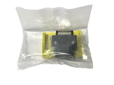New | in-Stock ORIENTAL MOTOR CONNECTOR KIT Motors (misc) | Maverick Industrial Sales #1106307