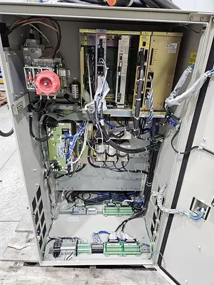 USED 2006 YASKAWA MOTOMAN HP3